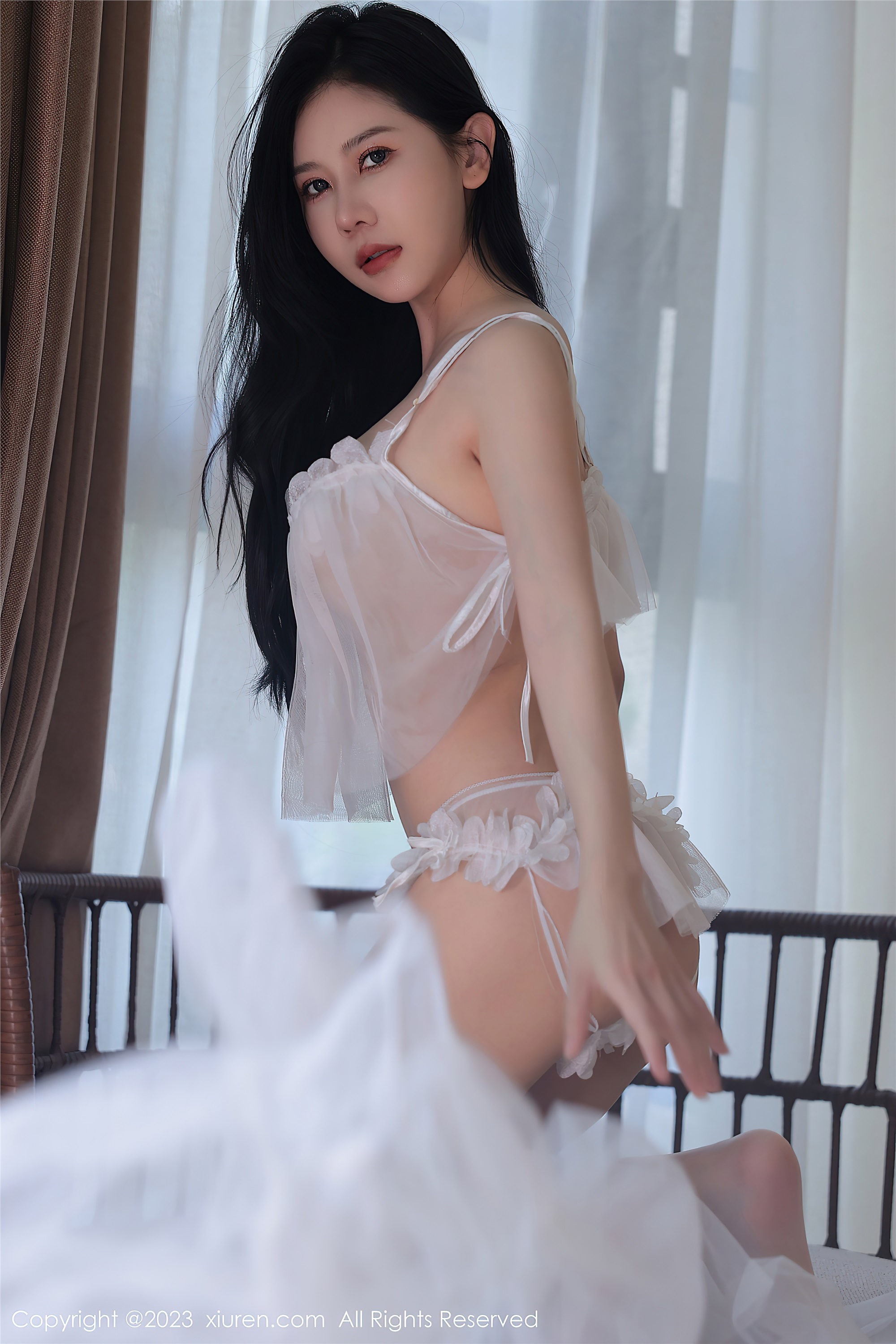 XiuRen秀人网  2023.04.04 NO.6521 尹甜甜